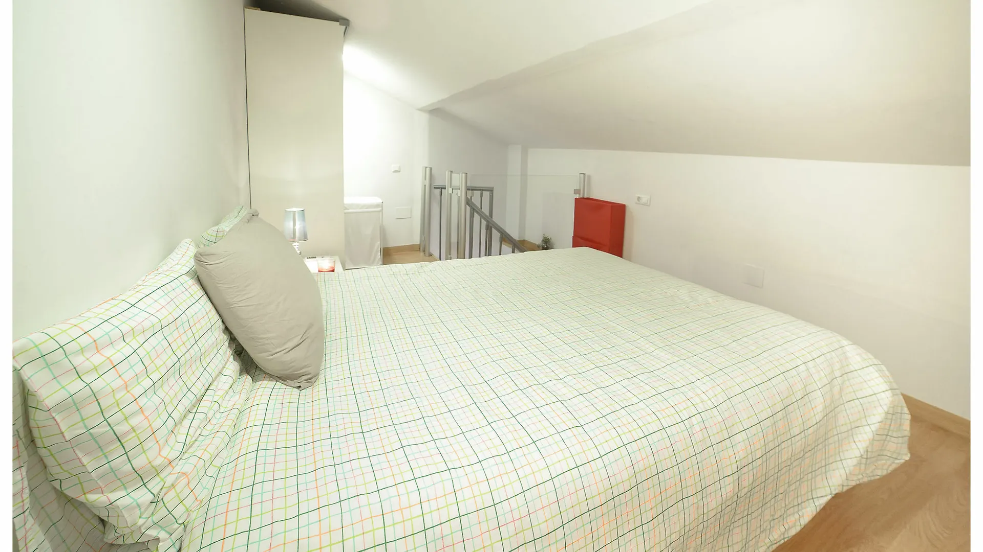 Sea & Wave Capitan Apartment Malaga